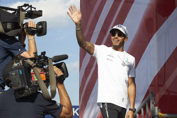 Lewis Hamilton rührt die Werbetrommel für Spielberg