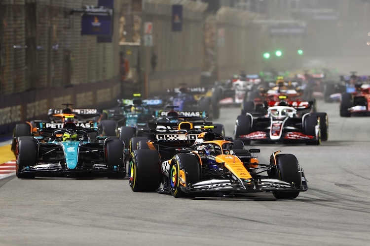 Lando Norris 2024 auf dem Weg zum Sieg in Singapur