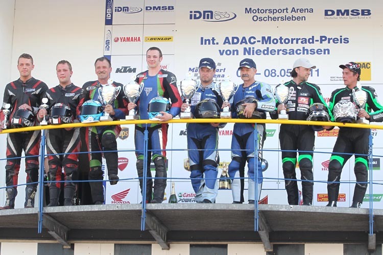 Das Podium der IDM Sidecar - Motorsport Arena Oschersleben