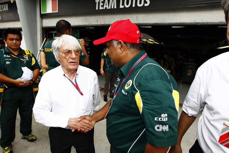 Ecclestone mit Team-Lotus-Besitzer Fernandes