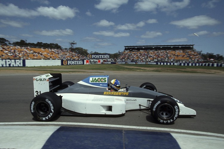 Der Japaner Naoki Hattori mit seinem Coloni C4-Ford im Training zum Grossen Preis von Australien in Adelaide 1991