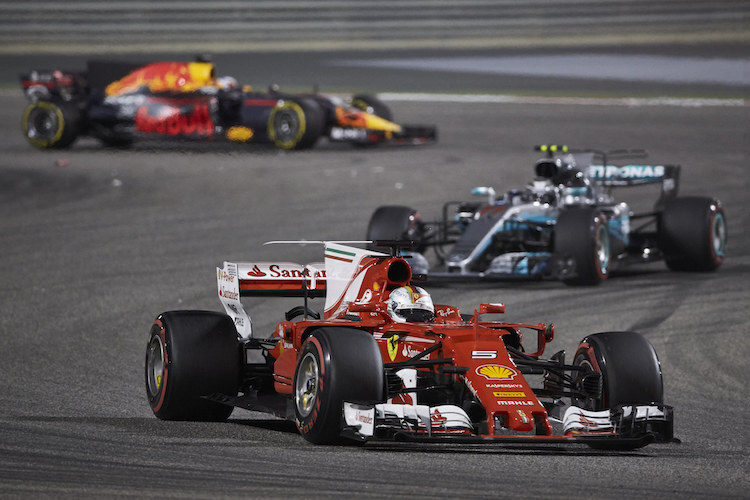 Hackordnung in der WM: Ferrari vor Mercedes und Red Bull Racing