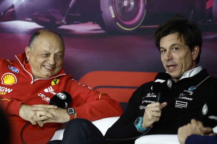 Ferrari-Teamchef Fred Vasseur und Mercedes-Teamchef Toto Wolff