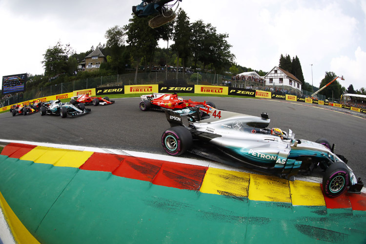 Lewis Hamilton setzte sich in Belgien gegen Sebastian Vettel durch