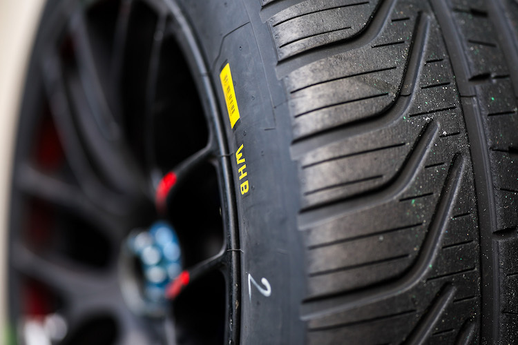  Pirelli bringt mit dem Cinturato WHB einen neuen Regenreifen in die DTM