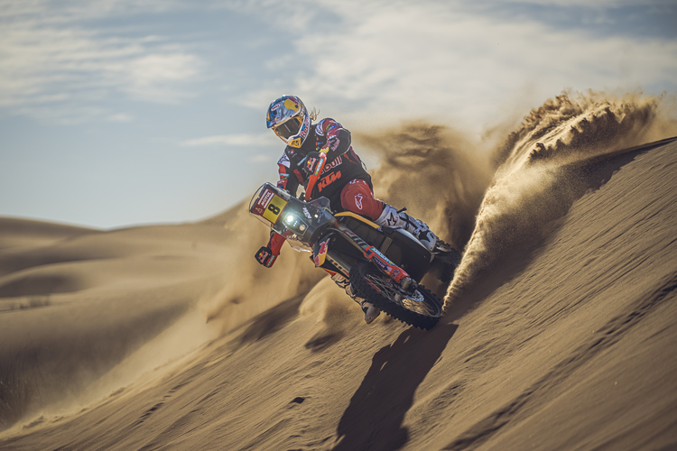 Dakar Sieger 2016 und 2019: Toby Price (RED BULL KTM) greift auch 2024 nach dem großen Triumph