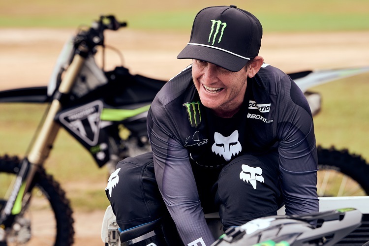 Ricky Carmichael, Entwicklungsfahrer in der Offroad-Sektion von Triumph