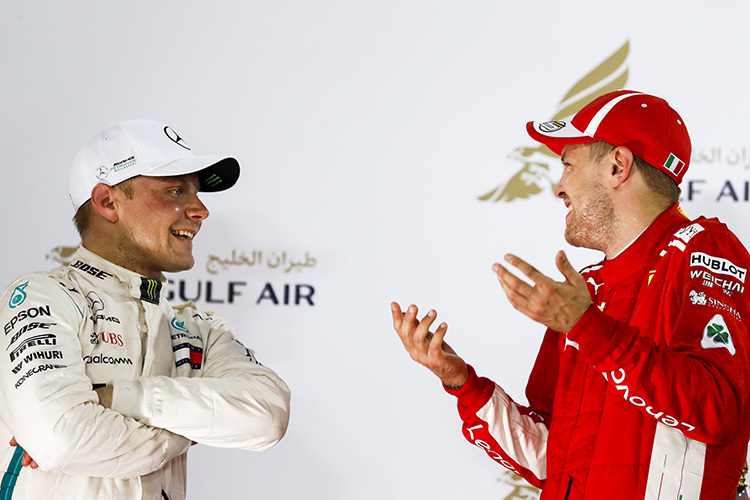Valtteri Bottas und Sebastian Vettel nach dem Bahrain-GP