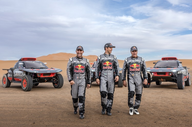 Audi-Team: Stéphane Peterhansel, Mattias Ekström, Carlos Sainz