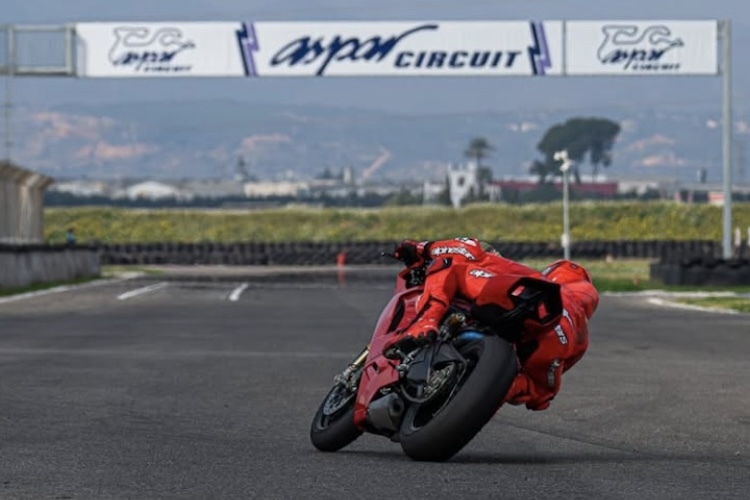 Marc Marquez auf der Ducati Panigale V2