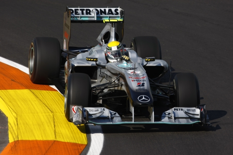 Rosberg verpasste den Engländern einen ersten Dämpfer