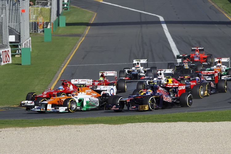 Australien-GP 2012: Gleich wirds eng zwischen Hülkenberg, Vergne und Webber (noch hinten)