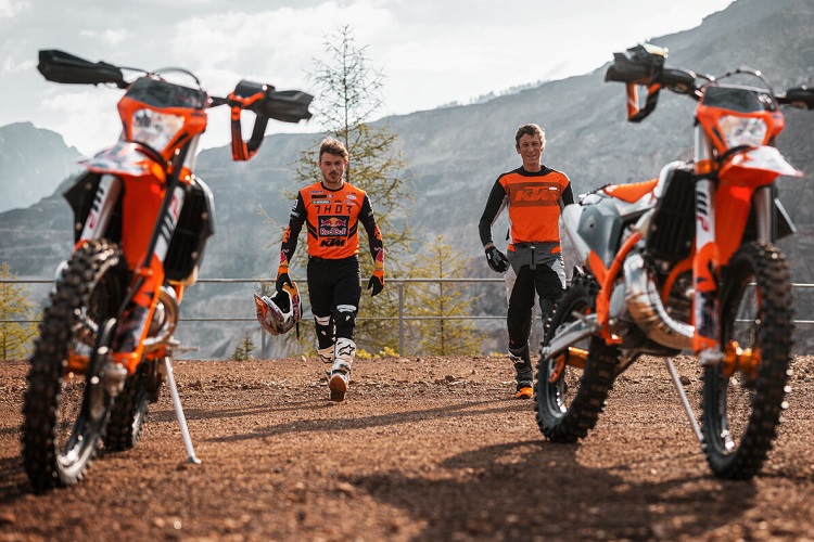 Race to the Erzberg with KTM 300 EXC Erzbergrodeo