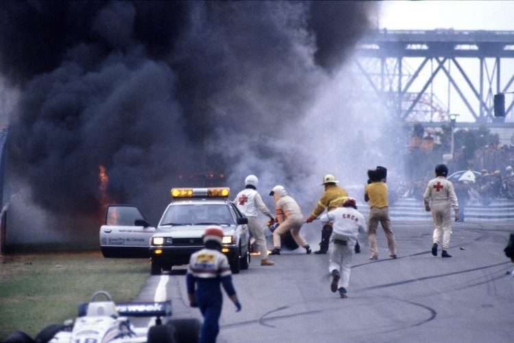 Kurz nach dem Unfall von Riccardo Paletti in Montreal 1982