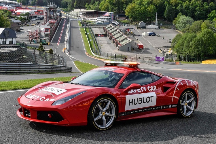 Das Safety-Car der Ferrari Challenge, ein Ferrari 488 GTB