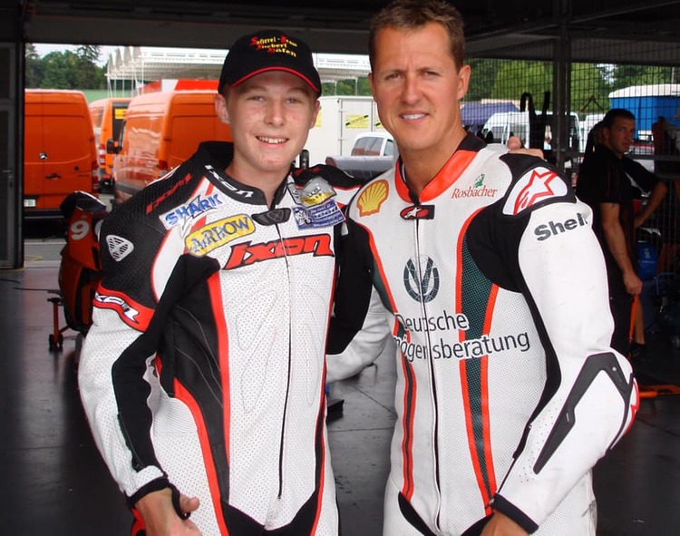 Tim mit Michael Schumacher