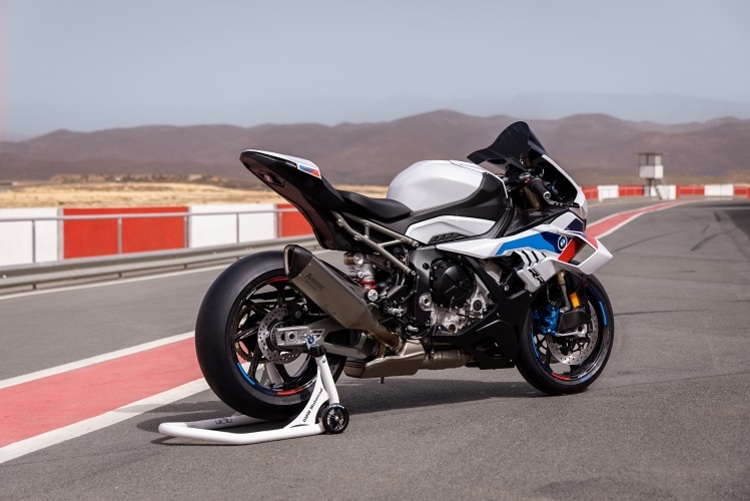 Wieder asymmetrische Verkleidung: BMW S1000RR Jahrgang 2025