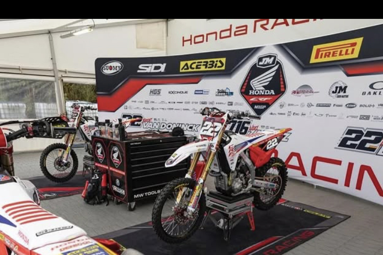 JM-Racing-von-Jacky-Martens-trennt-sich-von-Honda