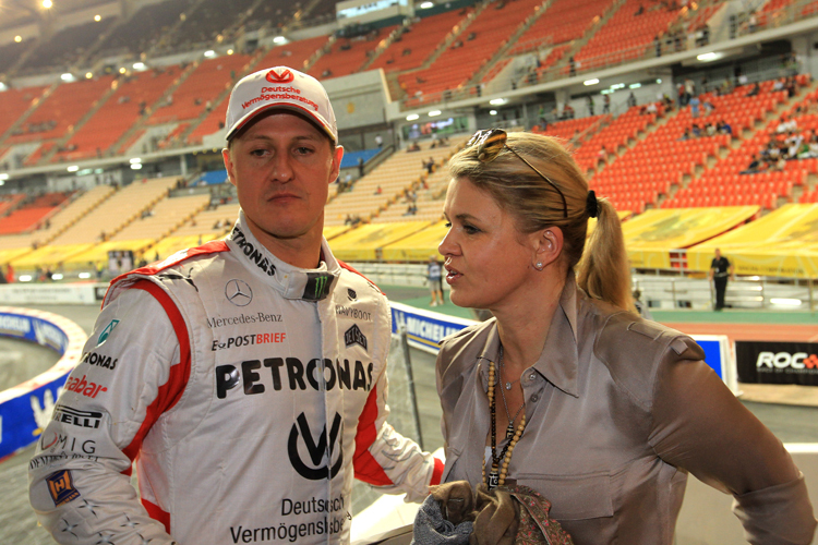 Seit dem schweren Ski-Unfall von Michael Schumacher am 29. Dezember 2013 weicht seine Frau Corinna nicht von seiner Seite