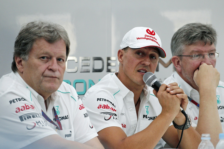 Haug und Schumacher bei der Rücktrittserklärung