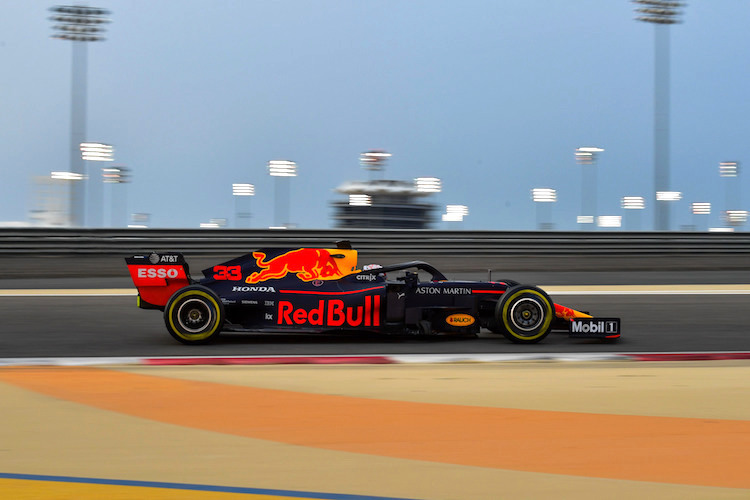 Max Verstappen: Bestzeit in Bahrain, als es langsam Nacht wurde