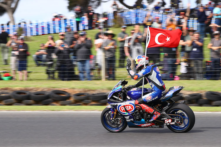 Toprak Razgatlioglu gewann auf Phillip Island bei seinem ersten Rennen auf der Yamaha R1