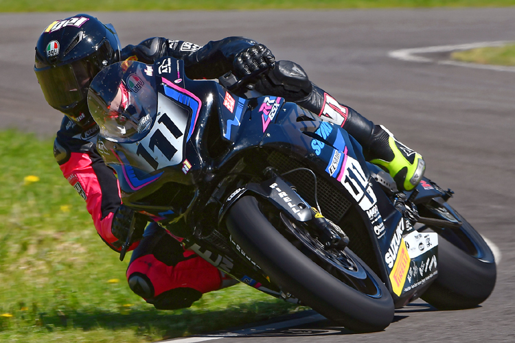 Nigel Walraven dominierte das Qualifying der IRRC Superbike