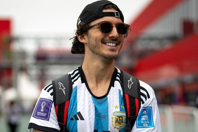 Fußball- Fan Francesco Bagnaia