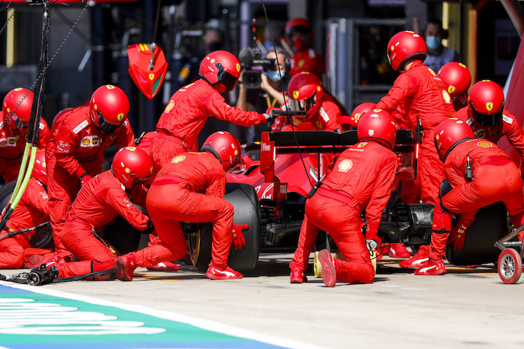 Sebastian Vettel wurde im falschen Moment an die Box geholt