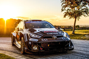 Sebastien Ogier (Toyota) führt die Rallye Japan vor dem Finaltag an)