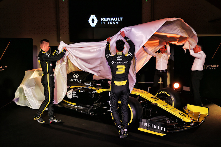 Daniel Riccardo, Nico Hülkenberg, Rémi Taffin und Nick Chester enthüllten den Renault-Look für 2019  