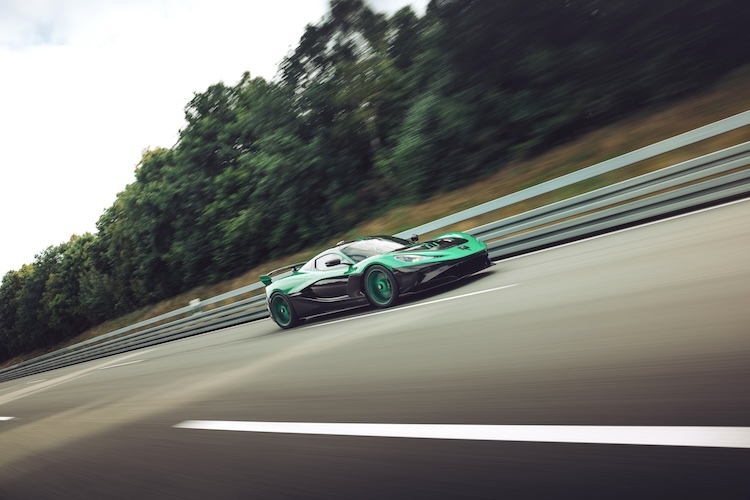 rimac-nevera-r-stellt-24-weltrekorde-auf