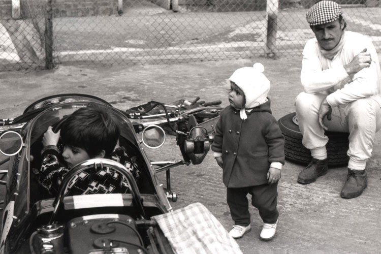 Graham Hill mit Damon (im Auto)
