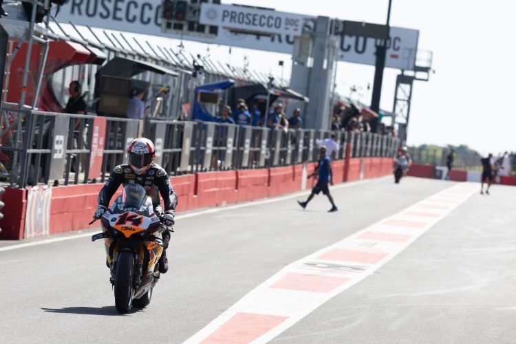 Sam Lowes