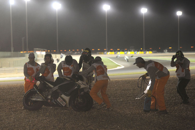 MotoGP-Sturzkönig Yonny Hernández: Seine Serie begann schon beim Auftakt in Katar unter Flutlicht