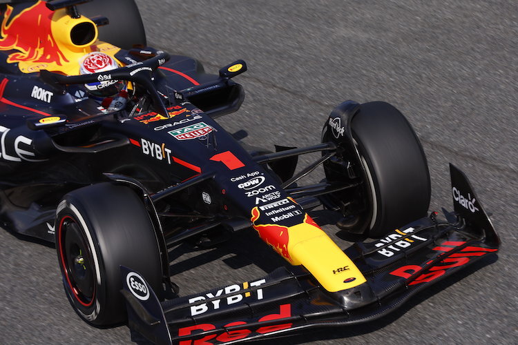 Max Verstappen im Rennwagen von Red Bull Racing