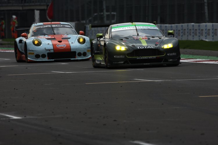 Aston Martin V8 Vantage GTE und Porsche 911 RSR