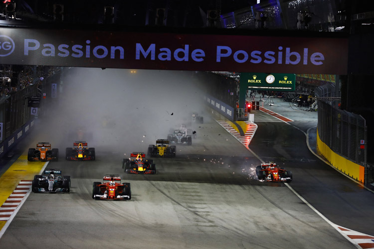 Hamilton profitierte vom Unfall zwischen Vettel, Räikkönen und Verstappen