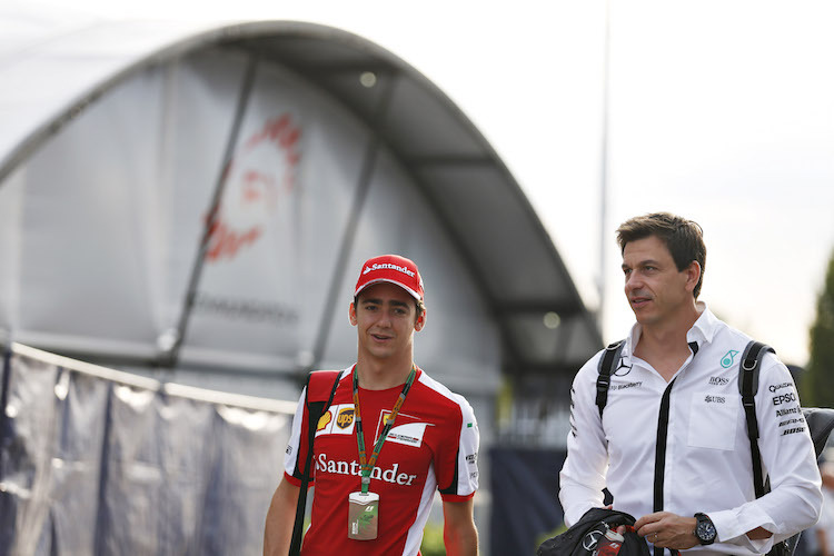 Ferrari-Testfahrer Esteban Gutiérrez und Toto Wolff