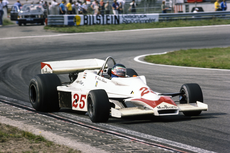 Héctor Rebaque in Zandvoort 1977 mit seinem Hesketh