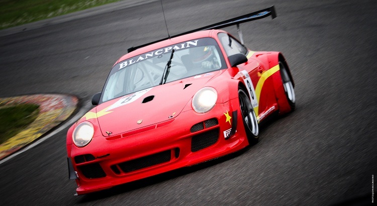 Exim Bank Team China Porsche 997 GT3 R