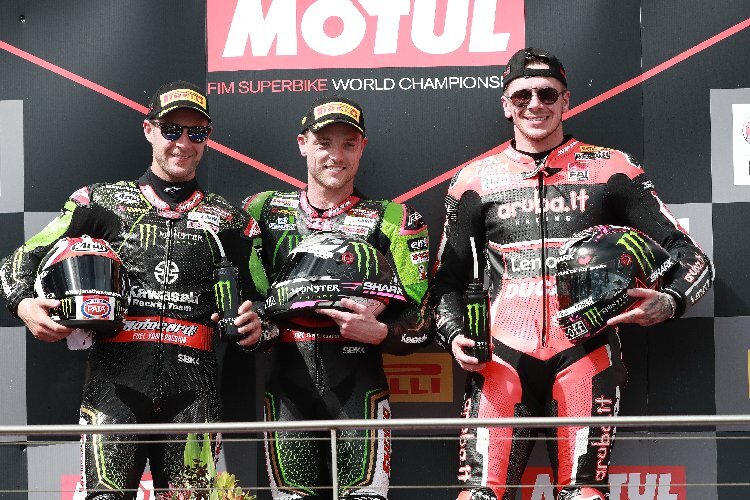 Das Podium vom zweiten Superbike-Lauf in Australien