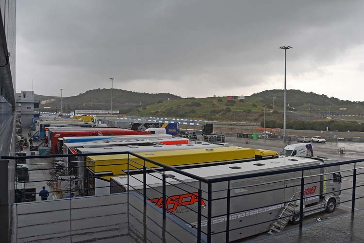 Der Regen in Jerez hörte im Verlauf der Moto2-Sitzung wieder auf