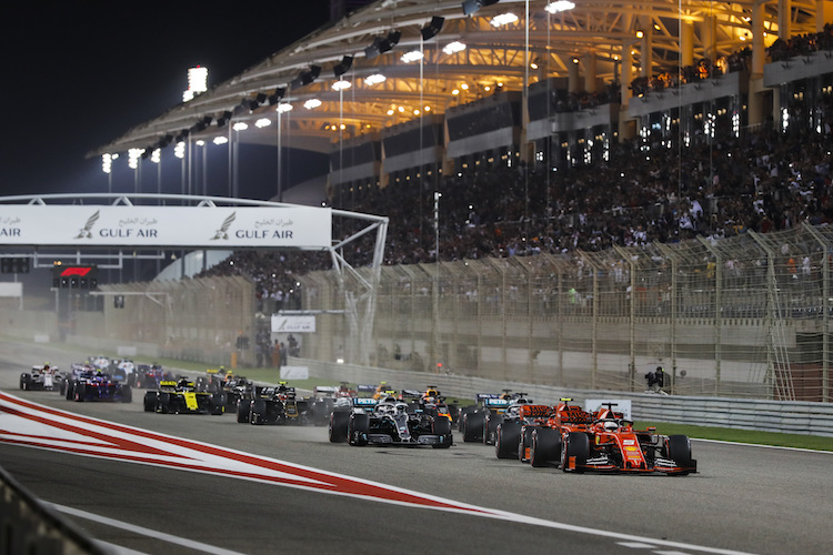 In der Wüste von Bahrain werden die Fans nicht nur die F1-Stars in Aktion erleben