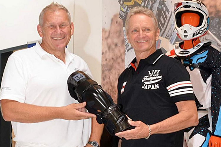 Hartmut Semsch (li.) mit MotoGP-Legende Kevin Schwantz