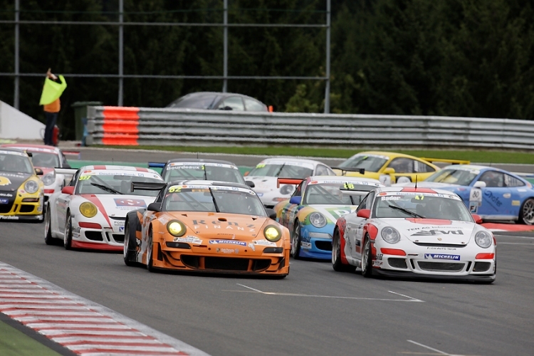 Start in die Saison 2010: Der Porsche Sports Cup