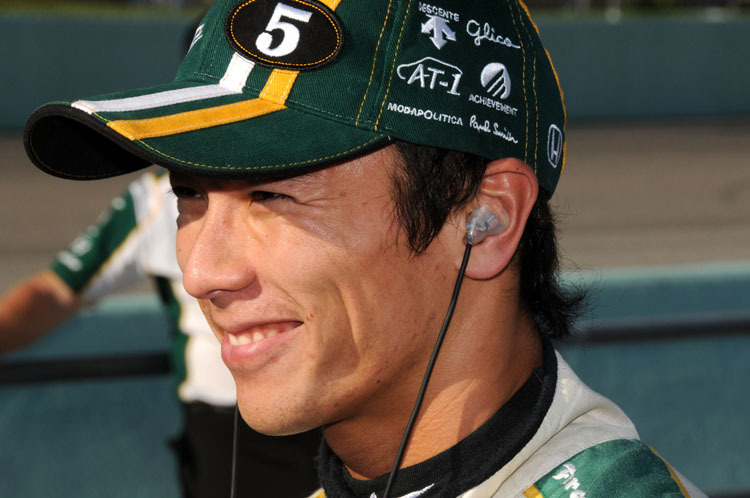 Sato bleibt der IndyCar Series erhalten