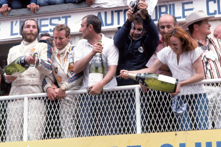 Jürgen Barth (li.) beim Sieg in Le Mans 1977