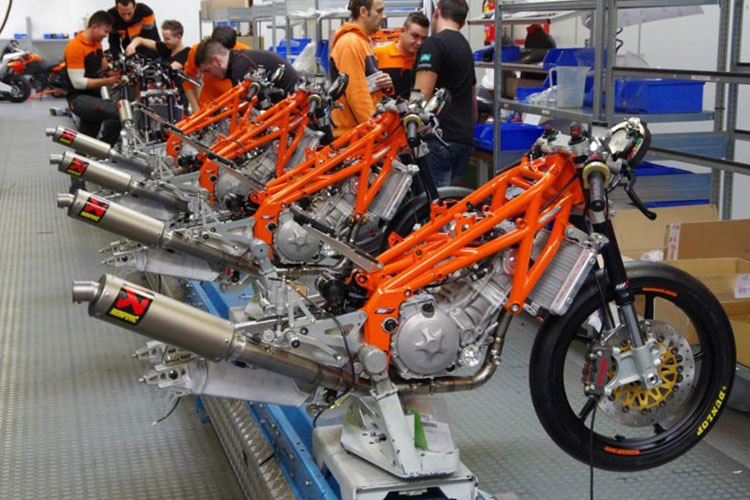 Die Fertigung der Moto3-Production-Racer