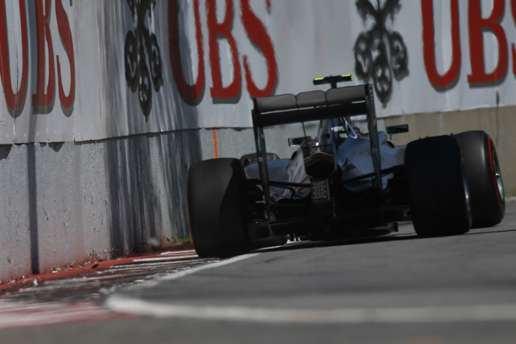 Knappe Kiste: Mercedes-Pilot Nico Rosberg sicherte sich im Qualifying zum Kanada-GP mit 1:14,874 min die Pole-Position